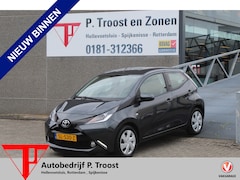 Toyota Aygo - 1.0 VVT-i x-play Lage kilometerstand/Automaat/Navigatie/Apple carplay/Airco/Achteruitrijca