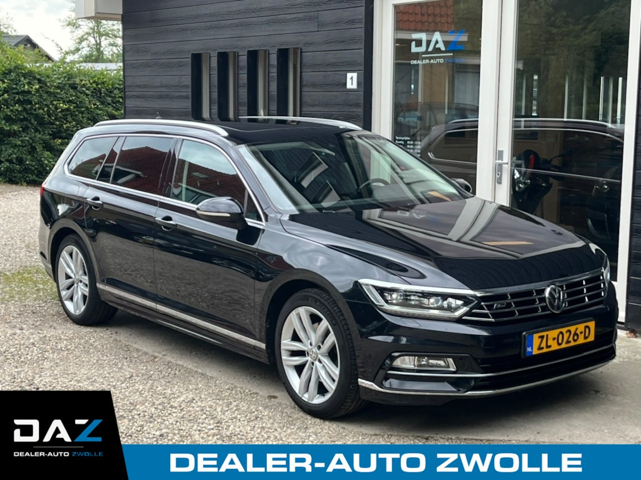 Volkswagen Passat Variant - 1.8 TSI Business Edition R Aut/Ecc/Navi/Pano - AutoWereld.nl