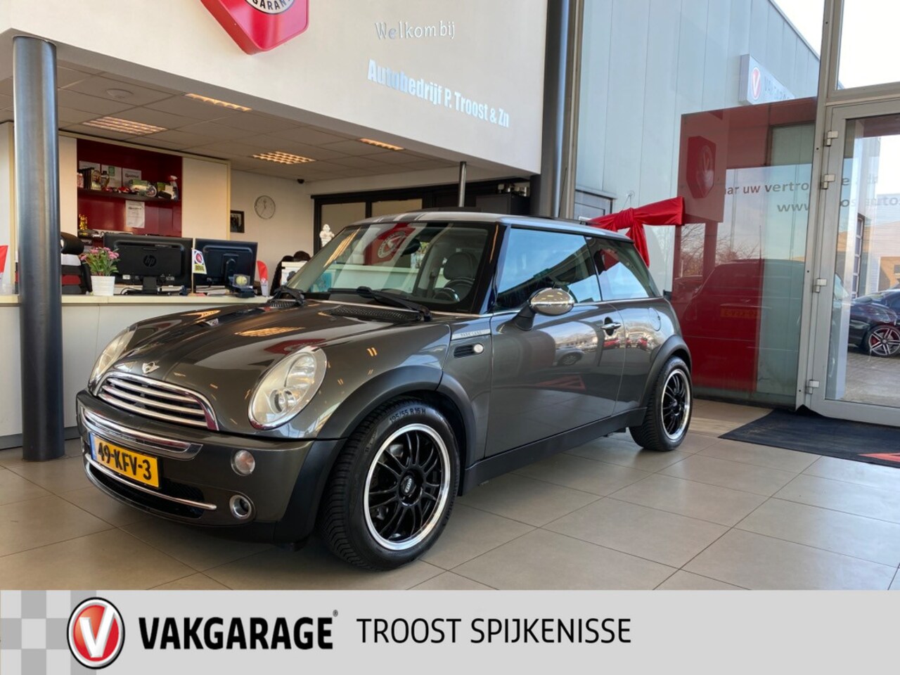 MINI Cooper - Mini 1.6 Park Lane,Elektrisch Glazen Schuifdak,Leder,Climatecontrol,Elektrischpakket,16 In - AutoWereld.nl