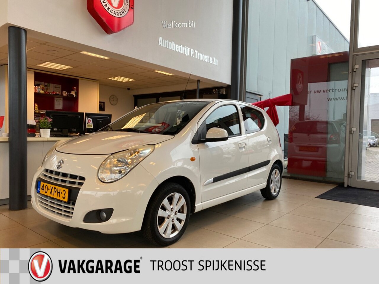 Suzuki Alto - 1.0 Exclusive 1.0 Exclusive,Airco,Elektrischpakket,Stuurbekrachting,Parrot Carkit,14 Inch Lmv - AutoWereld.nl
