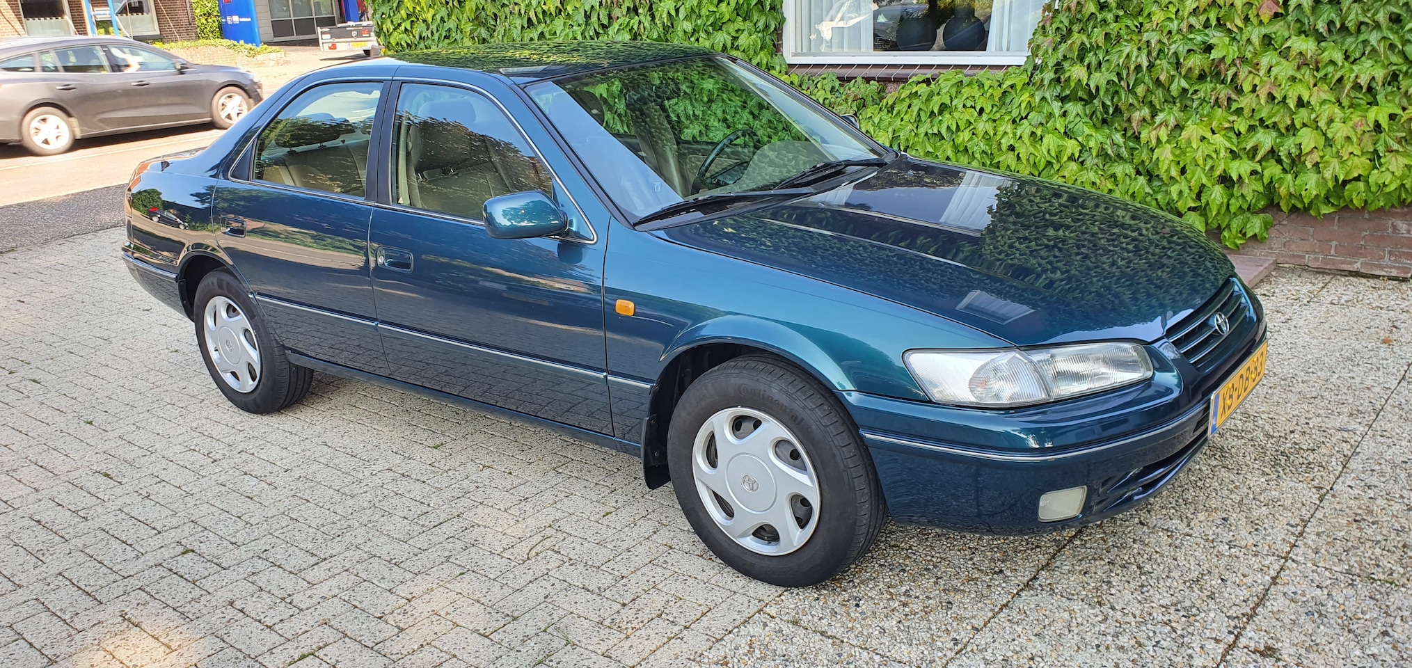 Toyota Camry - 2.2i Executive - AutoWereld.nl