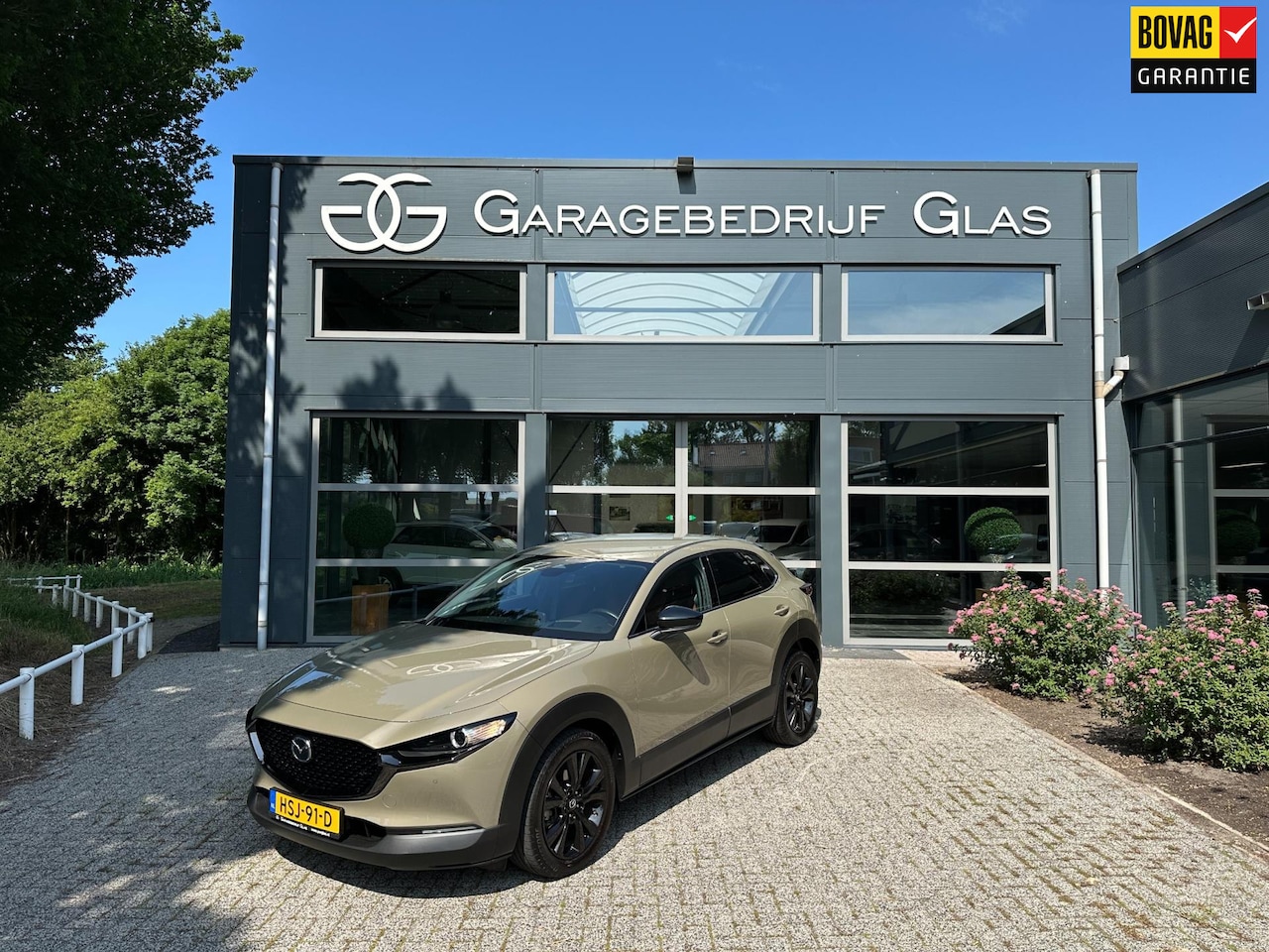 Mazda CX-30 - 2.0 e-SkyActiv-G M Hybrid Nagisa (zircon sand) - AutoWereld.nl