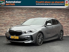 BMW 1-serie - 120i M-pakket Dodehoekdetectie 19inch Camera Sfeer