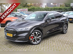 Ford Mustang Mach-E - AWD (All Wheel Drive) Premium 98kWh Extended Range automaat SUV 351pk/258kw