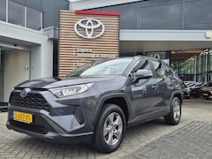 Toyota RAV4 - 2.5 HYBRID ACTIVE NL-AUTO TREKHAAK NAVI DAB+ CAMERA AD-CRUISE MODELJAAR 2023