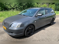 Toyota Avensis Wagon - 2.2 D-4D Luna Clima-- Navigatie--Radio-- Lmv
