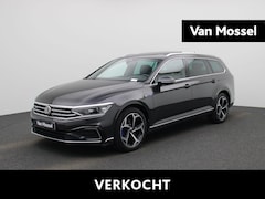 Volkswagen Passat - 1.4 TSI PHEV GTE Business 218 PK | GERESERVEERD | Automaat | 360 Camera | Panoramadak | Le