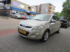 Hyundai i20 - 1.4i 100pk 5Drs Clima etc