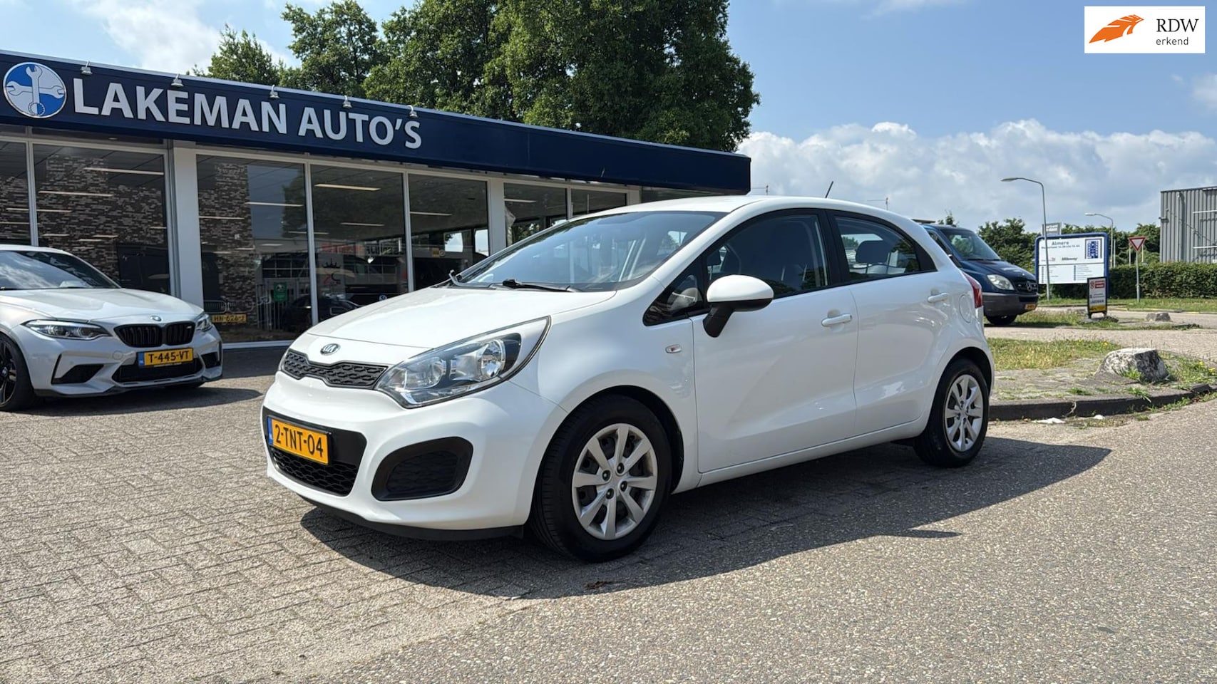 Kia Rio - 1.2 CVVT ComfortLine Whiteline Huurkoop Inruil APK Garantie - AutoWereld.nl