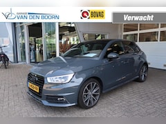 Audi A1 - 1.0 TFSI S-LINE, Panorama- Schuifdak, PDC Rondom, Clima, Navi, etc