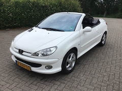 Peugeot 206 - 1.6-16V 206 CC
