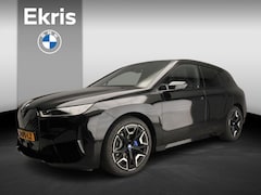 BMW iX - xDrive50 | Sportpakket | Laserlicht | Navigatie | Trekhaak | Schuifdak | Keyles go | DAB |
