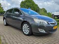 Opel Astra - 1.3 CDTI Ecoflex Start/Stop 95pk Cosmo geluid in versnelingsbak euro 5
