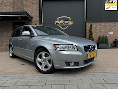 Volvo V50 - 1.6 D2 S/S Limited Edition Airco Navi Cruise Leer Elk.Ramen