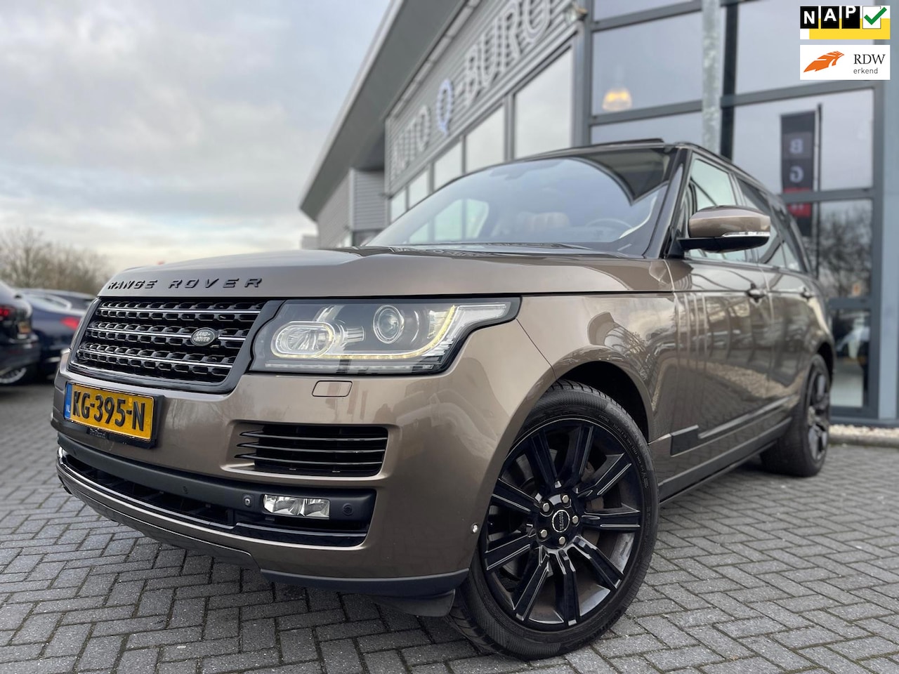 Land Rover Range Rover - 4.4 SDV8 Autobiography | Luchtvering | TV | Koelkast | Massage | Leder | Panoramadak | Mer - AutoWereld.nl