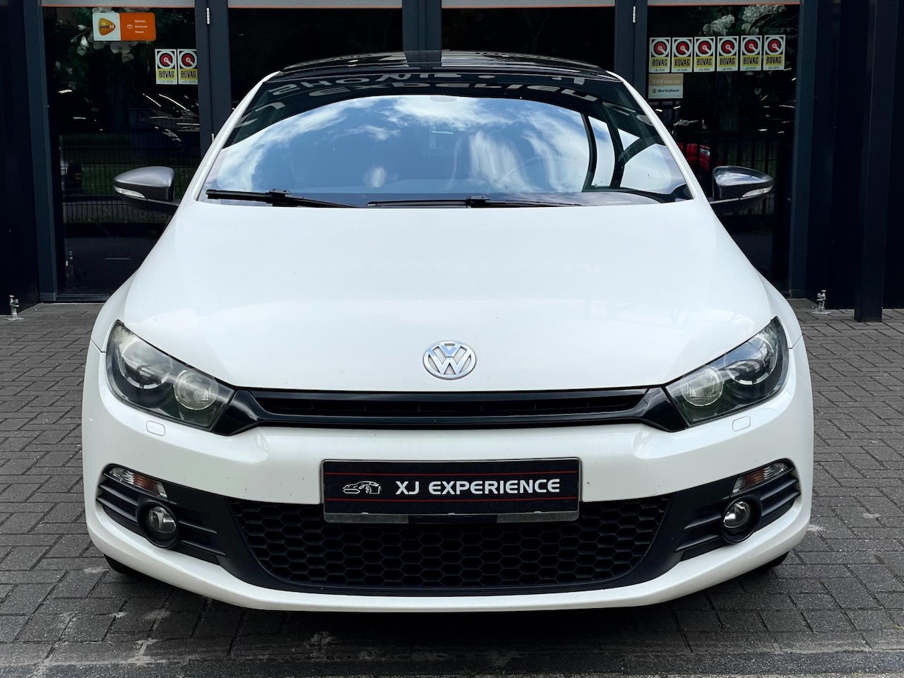 Volkswagen Scirocco - 2.0 TSI Highline Plus 250 PK PANO NAVI AIRCO 18" - AutoWereld.nl
