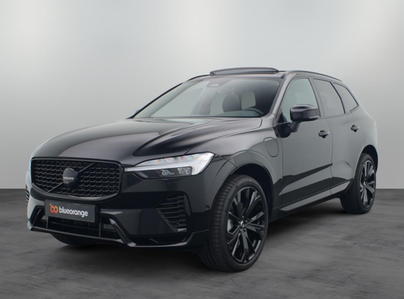 Volvo XC60 - 2.0 T6 Plug-in hybrid AWD Plus Black Edition 350PK Panoramadak, - AutoWereld.nl
