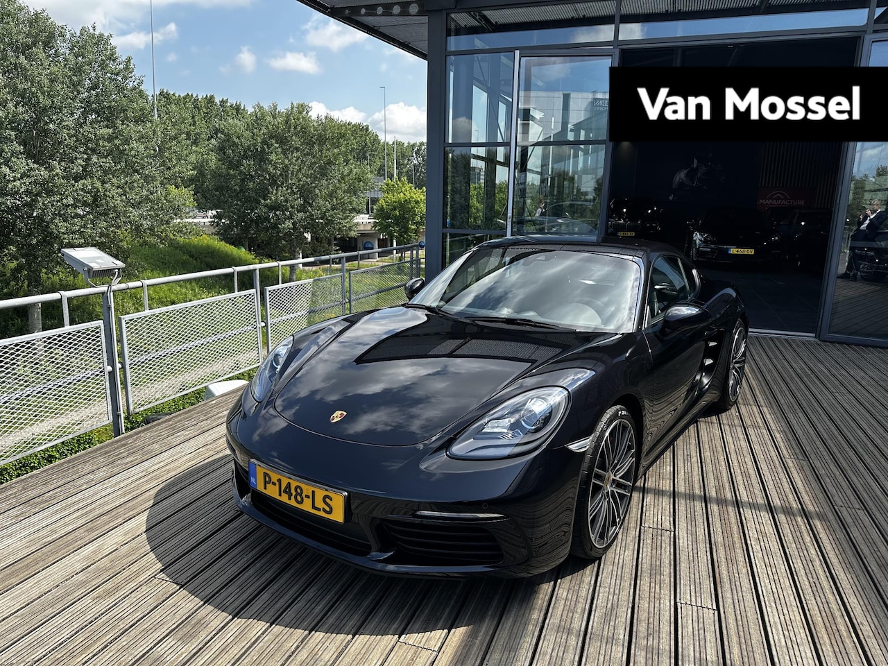Porsche 718 Cayman S - 2.5 | SPORTCHRONO | 20 INCH 911 TURBO | SPORTUITLAATSYSTEEM | APPLE CARPLAY | ACHTERUITRIJ - AutoWereld.nl