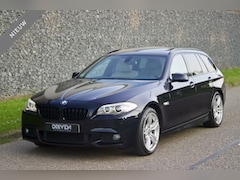 BMW 5-serie Touring - 520d | M Pakket - Panoramadak - Trekhaak
