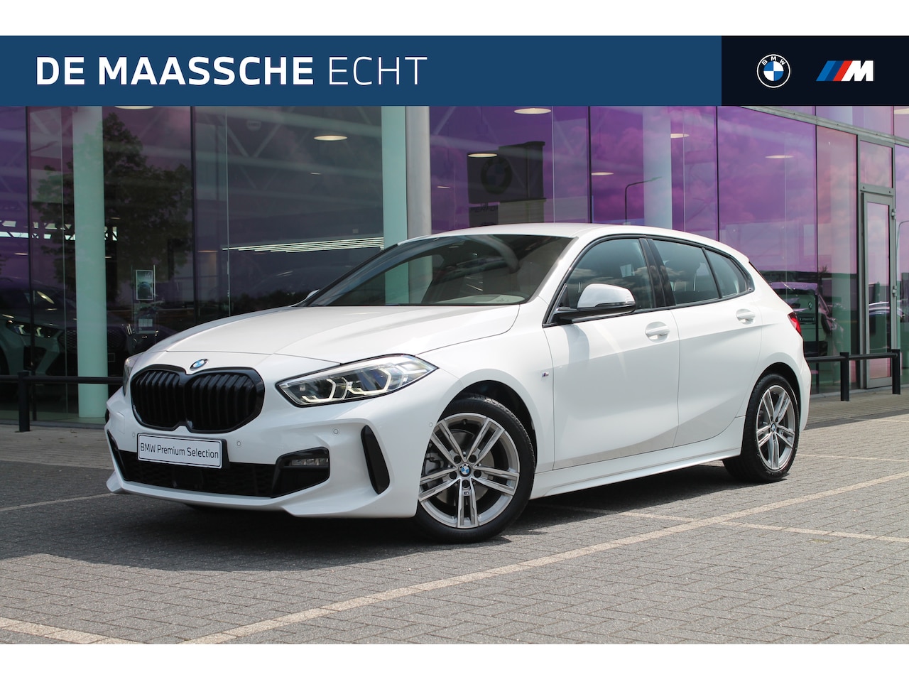 BMW 1-serie - 118i High Executive M Sport Automaat / Achteruitrijcamera / Sportstoelen / M Sport Steerin - AutoWereld.nl