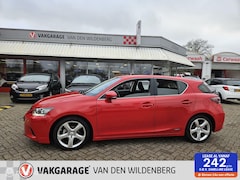 Lexus CT 200h - HYBRID