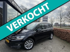 Volkswagen Touran - 1.5 TSI Comfortline Business 7persoons, Navi, Parkeers V+A