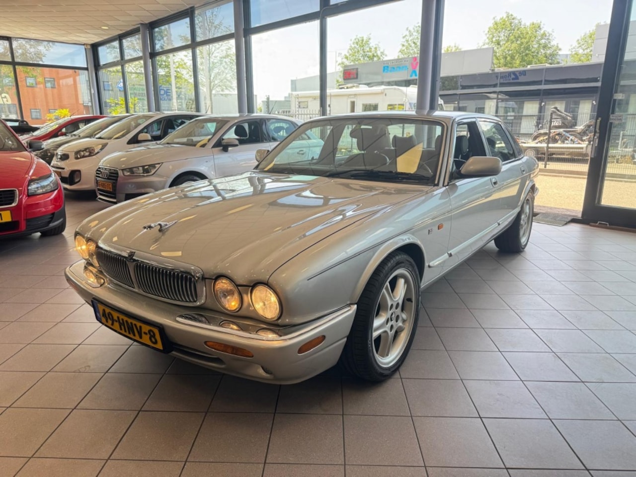 Jaguar Sovereign - 3.2 V8 XJ8 AUTOMAAT LEDER APK 11-25 BJ 2000 !!! - AutoWereld.nl