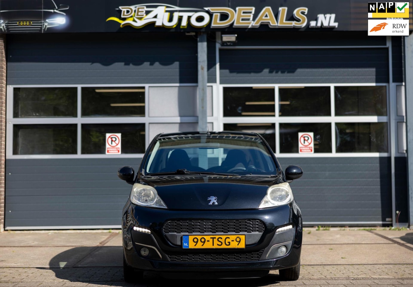 Peugeot 107 - 1.0 Active AIRCO NETTE AUTO 1STE EIGENAAR LAGE KMSTAND - AutoWereld.nl