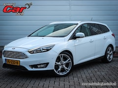 Ford Focus Wagon - 1.0 Titanium | Clima | Cruise | Navi | Pdc Voor/Achter | Trekhaak | 17 Inch |