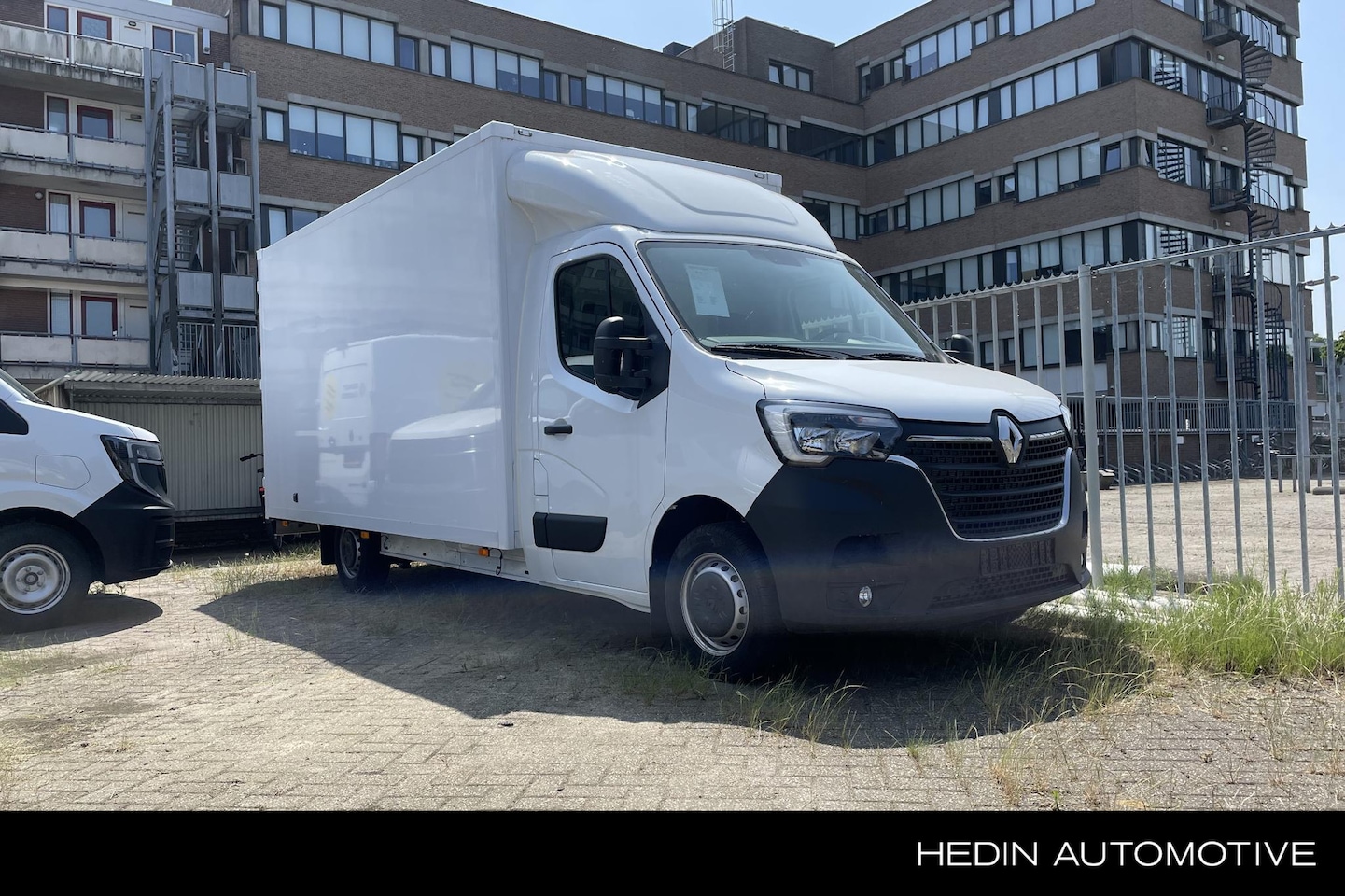Renault Master - T35 2.3 dCi 165 L3 EL Energy / Bakwagen / BPM Vrij! / 4 Seizoenen banden / MediaNav / - AutoWereld.nl