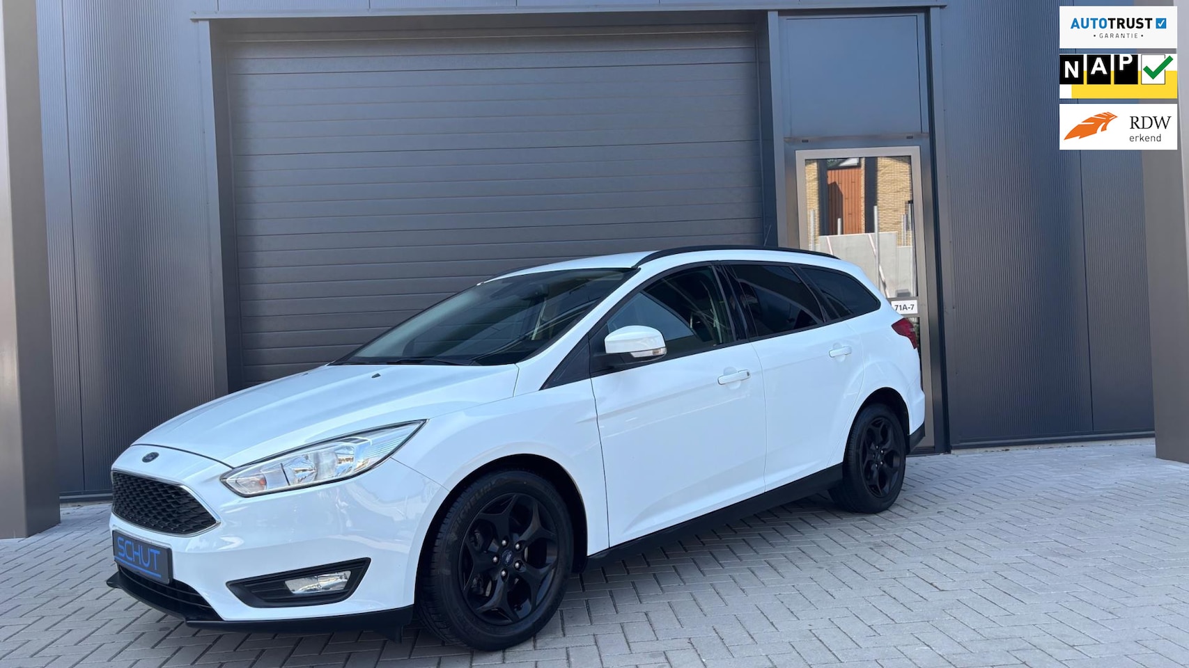 Ford Focus Wagon - 125pk Titanium Edition CLIMA | NAVI | STOELVERWARMING | USB | - AutoWereld.nl