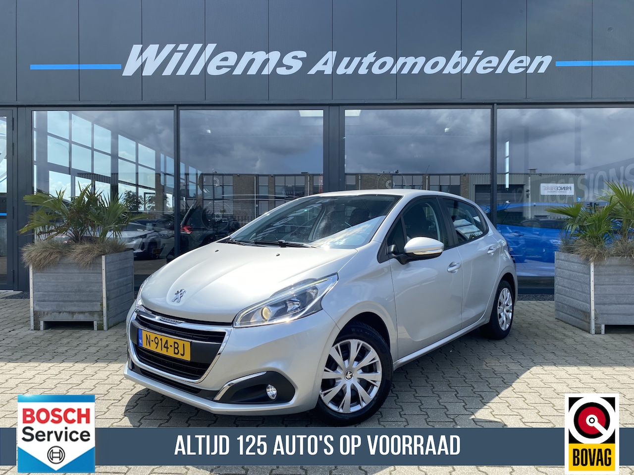 Peugeot 208 - 1.6 BlueHDi Blue Lease 1.6 BlueHDi Blue Lease , App Connect, Cruise Control , Navigatie - AutoWereld.nl