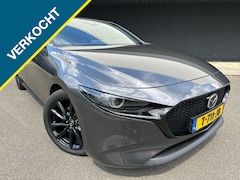Mazda 3 - 3 2.0 SA-X Luxury // Homura uitvoering // 180pk versie //