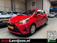 Toyota Yaris - 1.5 Hybrid ACTIVE LAGE KM STAND 47DKM NL AUTO NAP CAMERA LED CRUISE TREKHAAK ECC