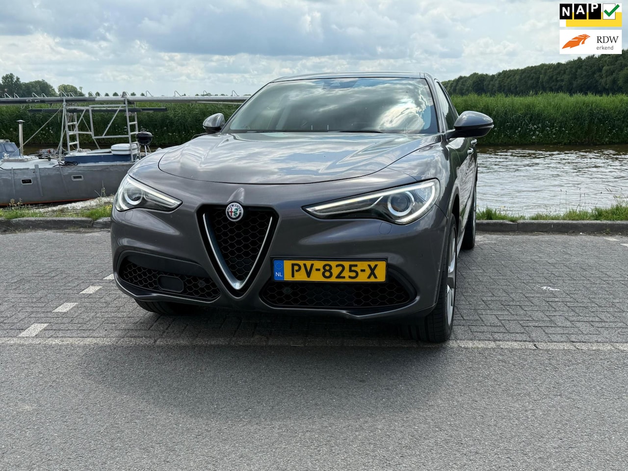 Alfa Romeo Stelvio - 2.0 T AWD First Edition 280 PK 1e eig. - AutoWereld.nl