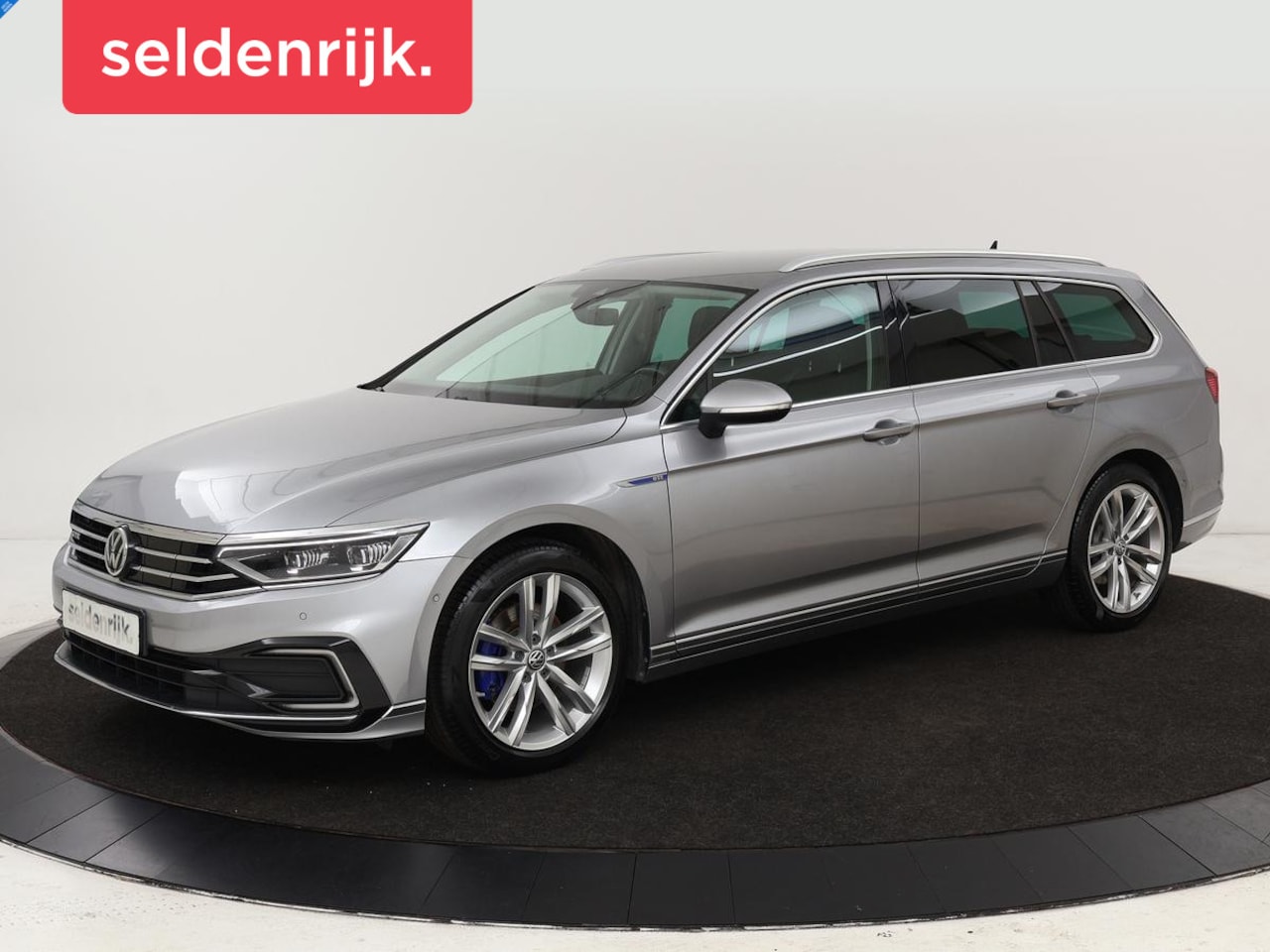 Volkswagen Passat Variant - 1.4 TSI PHEV GTE Business | Adaptive cruise | Camera | Carplay | Stoelverwarming | Massage - AutoWereld.nl