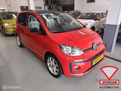 Volkswagen Up! - 1.0 BMT high up Automaat Pano Beats