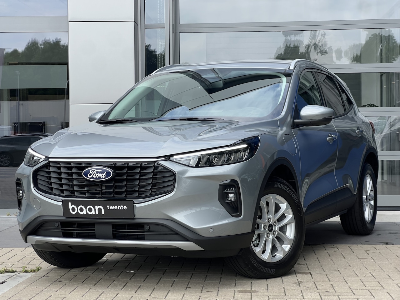 Ford Kuga - 2.5 PHEV Titanium | Winter pack | Metallic lak | cruise control | Wegklapbare trekhaak | V - AutoWereld.nl