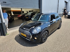 MINI Cooper - 1.5 Business
