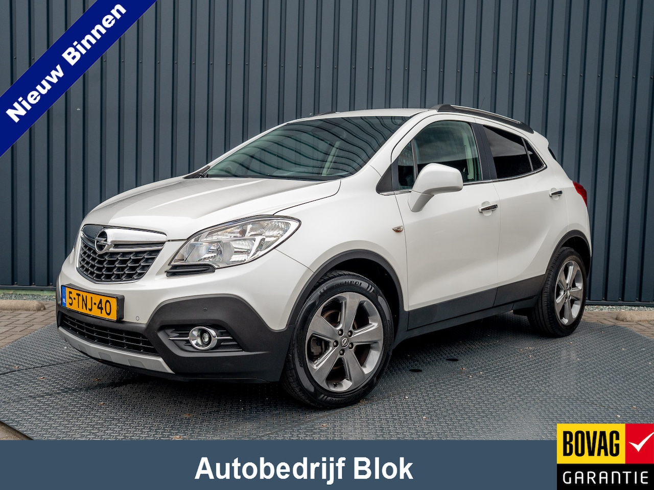 Opel Mokka - 1.4 T140Pk Cosmo 4x4 | Trekhaak | Camera | Stoel & Stuur verw. | PDC V&A | Prijs Rijklaar! - AutoWereld.nl
