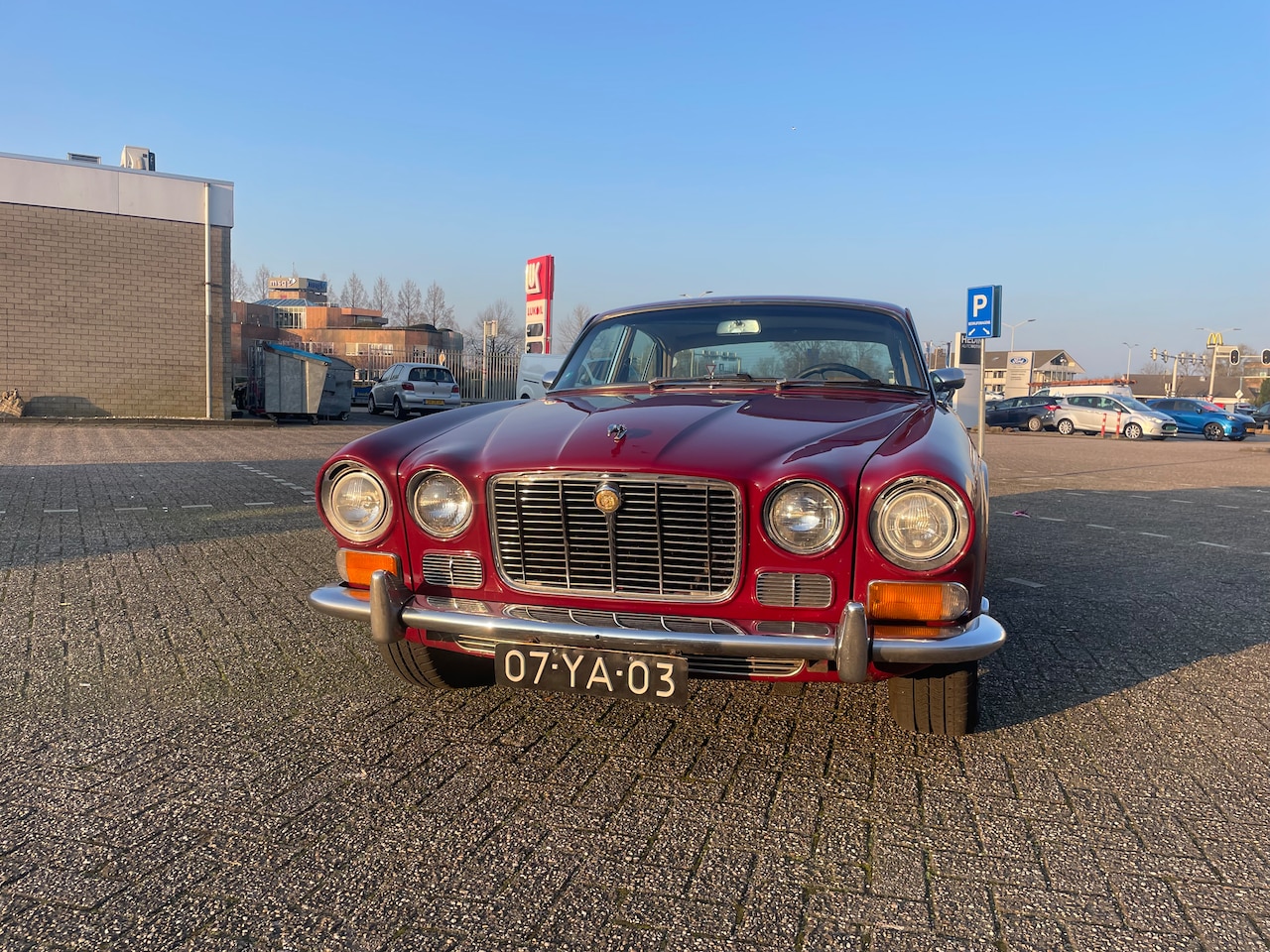 Jaguar XJ - 4.2 de Luxe overdr. 6 cilinder - AutoWereld.nl