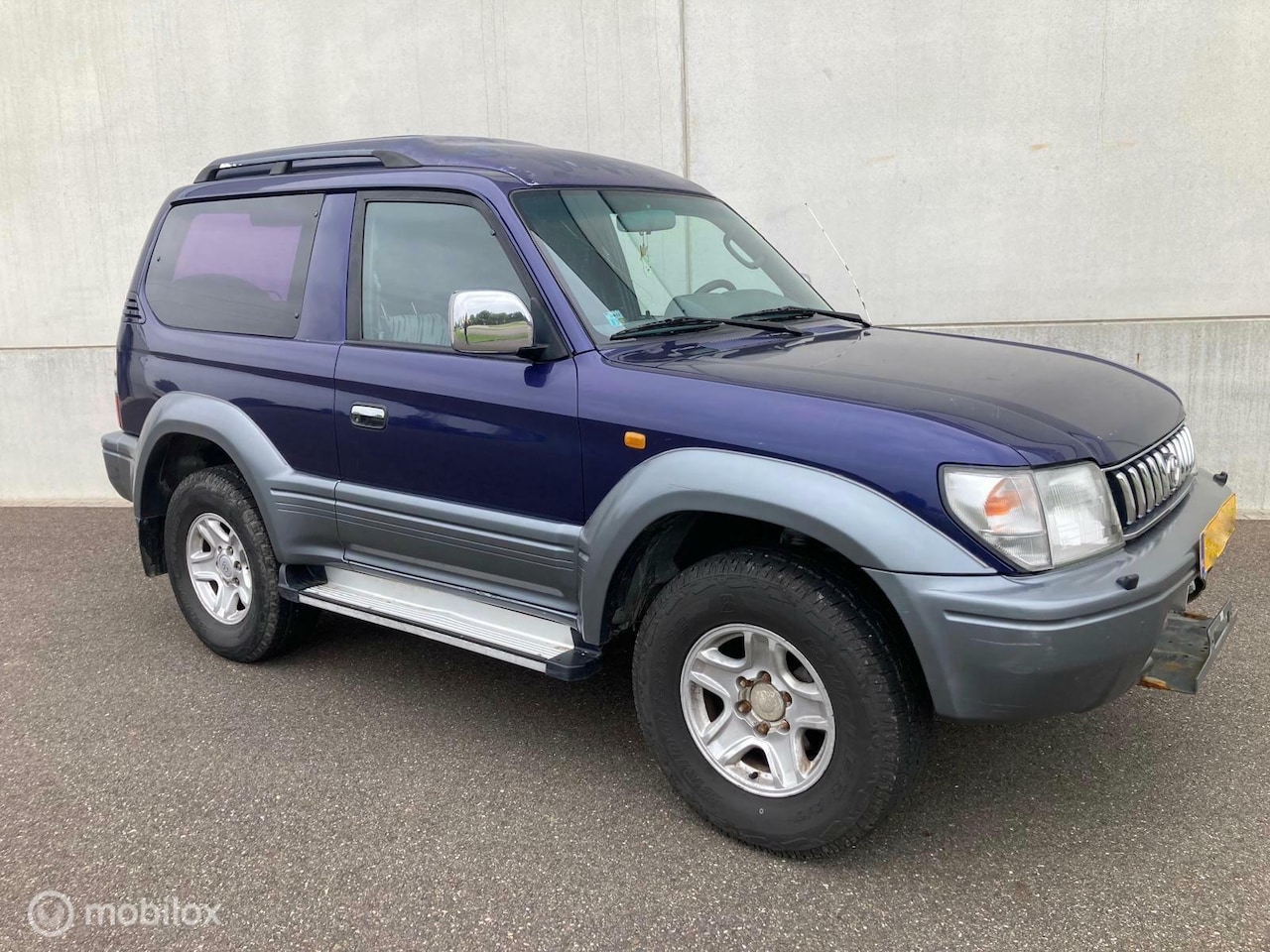 Toyota Land Cruiser 90 - LandCruiser 3.0 TD 4 WD AIRCO 3-DEURS TREKGEWICHT 2800 kg - AutoWereld.nl