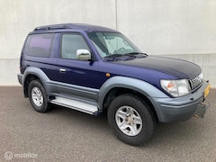 Toyota Land Cruiser 90 - LandCruiser 3.0 TD 4 WD AIRCO 3-DEURS TREKGEWICHT 2800 kg