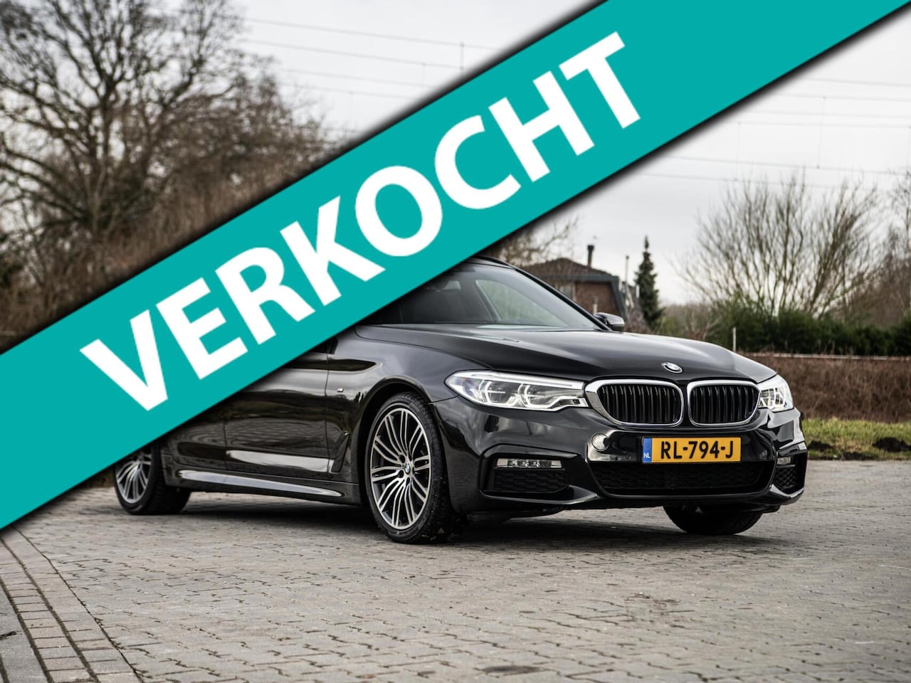BMW 5-serie Touring - 520d 191PK M-Sport Panorama Leder Led Sportstoelen Origineel NL - AutoWereld.nl