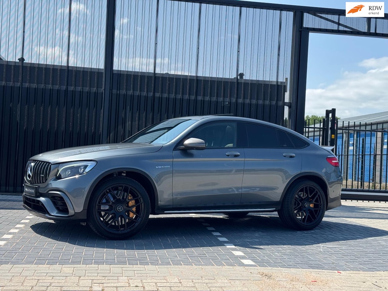 Mercedes-Benz GLC-klasse Coupé - AMG 63 S 4MATIC+ - KERAMISCHE REMMEN - SCHUIFDAK - LEER - AutoWereld.nl