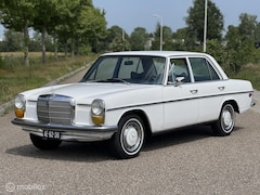 Mercedes-Benz 220 - D W115
