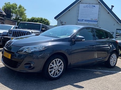 Renault Mégane - 1.4 NAVIGATIE/CRUISE/PDC/NIEUWE APK