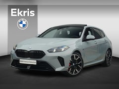 BMW 1-serie - 5-deurs 120 M Sportpakket Pro 19'' / Panoramadak / Harman Kardon / Comfort Acces