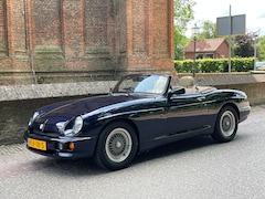 MG RV8 - 4.0 V8 Oxford Blue