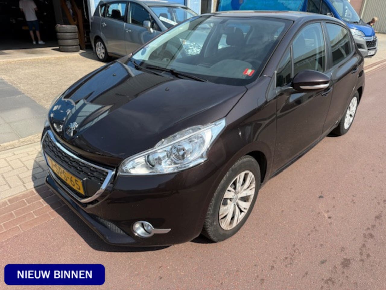 Peugeot 208 - 1.2 VTi Urban Soul 2013 - 211.226km NAP Koude airco en boekjes zijn aanwezig. - AutoWereld.nl